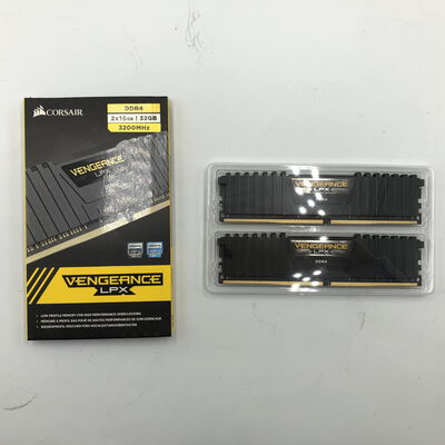 【水戸赤塚店】中古  CORSAIR CMK32GX4M2D32000C16（16GB 2枚組 合計32GB/PC4-25600） 4680003954 