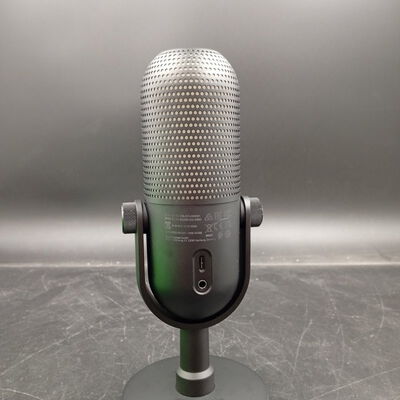 【大須店】中古  Razer Seiren V3 Chroma (RZ19-05060100-R3M1) 3120024224 
