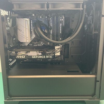 【浦添城間店(沖縄)】中古  Mouse NEXTGEAR(Ryzen 7 5700X/16GB/SSD1TB/RTX4060/W11H) 4780001315 