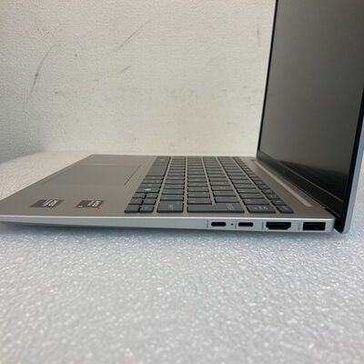 【京都店】中古  HP Pavilion Aero Laptop 13-bg0011AU (Ryzen 7 8840U/16GB/SSD1TB/なし/オンボード/13.3/1920x1200/W11H) 3180005992 