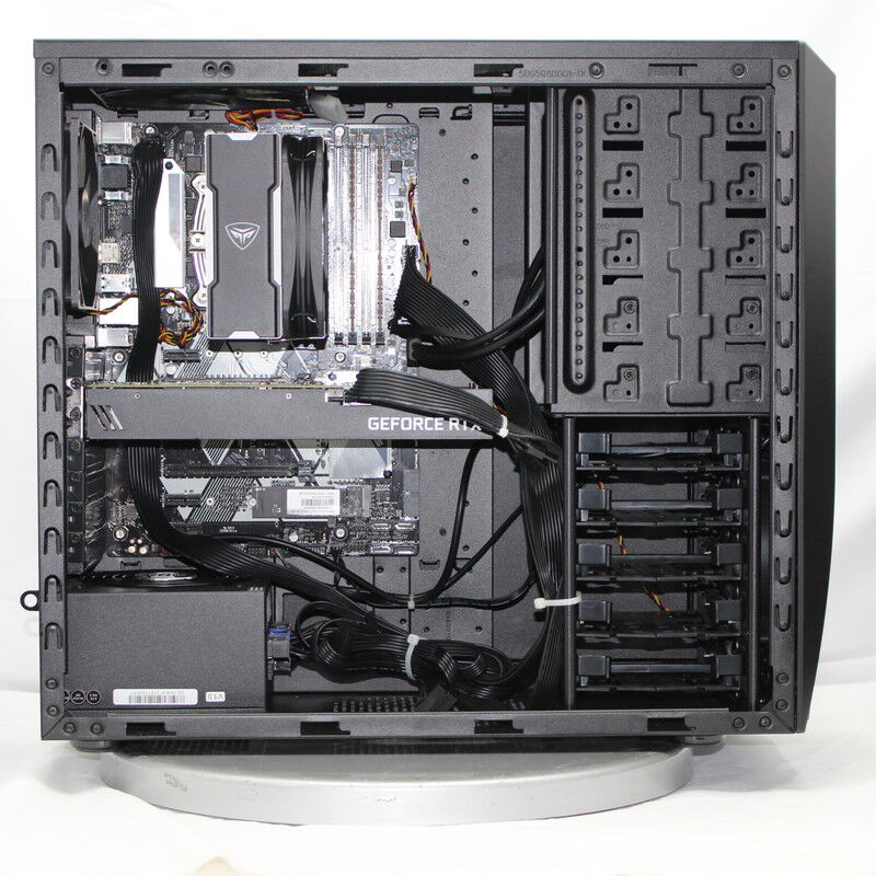 中古 THIRDWAVE GALLERIA KT(Intel Core i7 9700K/32GB DDR4 (PC4