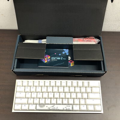 【福山ココローズ店】中古  Ducky Channel One 2 Mini Pure White RGB (dk-one2-rgb-mini-pw-red-rat 赤軸) 146988 