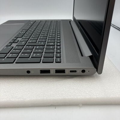 【新潟店】中古  HP ZBOOK ZBPG10(i7-13700H/16GB/SSD512GB/RTX A1000 6GB/15.6FHD/W11P) 3290007530 