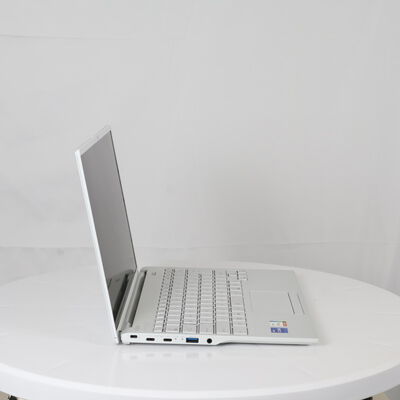 【通販センター】中古  Fujitsu LIFEBOOK WU2/H1(Intel Core i7 1355U/32GB DDR5 (PC5)/SSD512GB/なし/オンボード/14/1920x1200/Wi-Fi/W11H64 MAR) 204045 