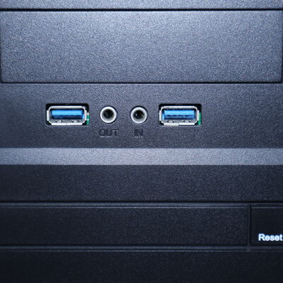 【通販センター】中古  THIRDWAVE Monarch EA(Intel Core i7 9700/16GB DDR4 (PC4)/SSD500GB/DVDマルチ/NVIDIA GeForce GTX 1650 4GB/W11H64 MAR) 203784 