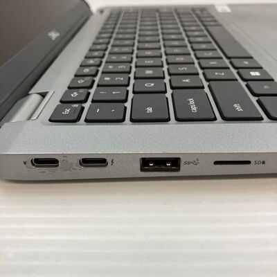【秋葉原本店】中古  DELL Latitude5330(i5-1245U/16GB/SSD512GB/W11P) 3410014778 