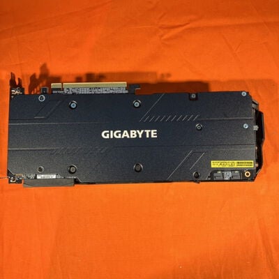 【なんば店】中古  GIGABYTE GV-N208TGAMING OC-11GC (RTX2080Ti 11G) 138191 