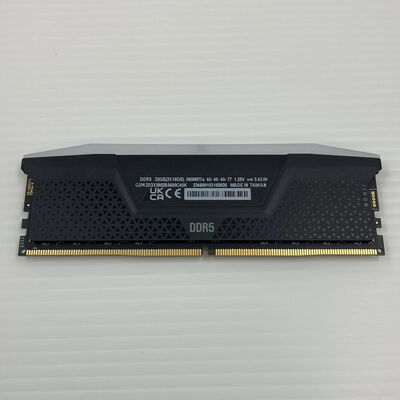 【秋葉原本店】中古  PC5-44800 16GB デスクトップ用 149153 