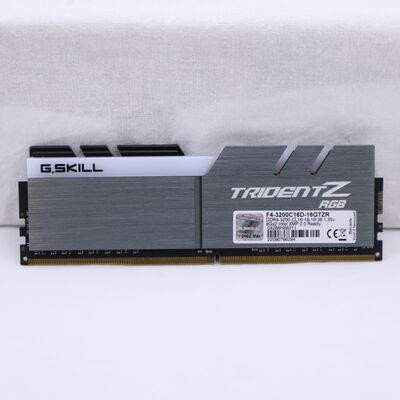 【通販センター】中古  PC4-25600 8GB デスクトップ用(DDR4-3200) 140727 
