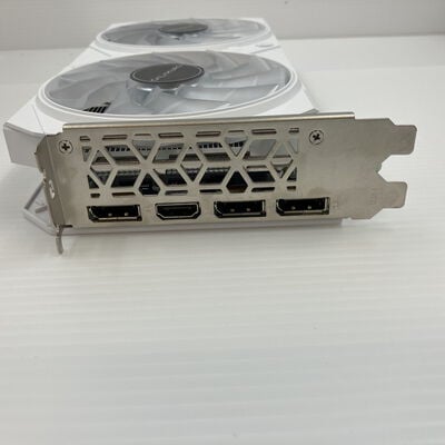 【秋葉原本店】中古  玄人志向 GK-RTX4060-E8GB/WHITE/DF2 (RTX4060 8G) 175576 