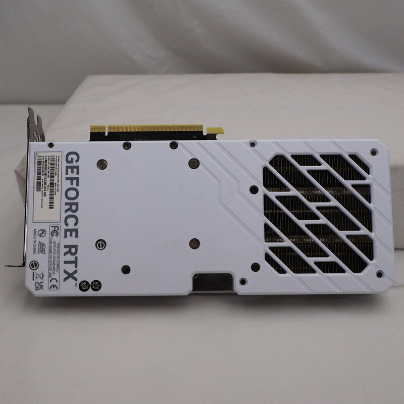 中古 Palit RTX 4060 Ti WHITE 8GB NE6406T019P1-1048L (RTX4060Ti 8GB
