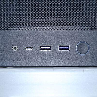 【通販センター】中古  NonBrand OriginalPC(AMD Ryzen 7 9700X/32GB DDR5 (PC5)/SSD2TB/なし/AMD Radeon RX 9070 XT 16GB/W11H64 MAR) 204573 