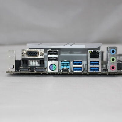 【通販センター】中古  ASRock B550M Pro4 (B550 AM4 mATX DDR4) 142938 