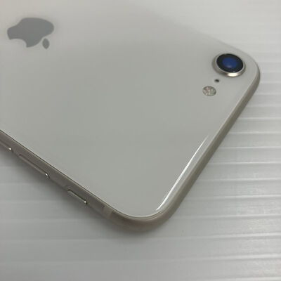 【秋葉原本店】中古  【国内版SIMフリー】Apple iPhoneSE 4.7インチ (第3世代) 256GB (スターライト) MMYK3J/A 154867 