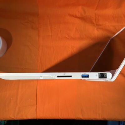 【なんば店】中古  FUJITSU LIFEBOOK UH08/E3 FMVUU8FUV3 (1115G4/8GB/SSD 128GB/WLAN/13.3FHD/W10P64) 3280021262 