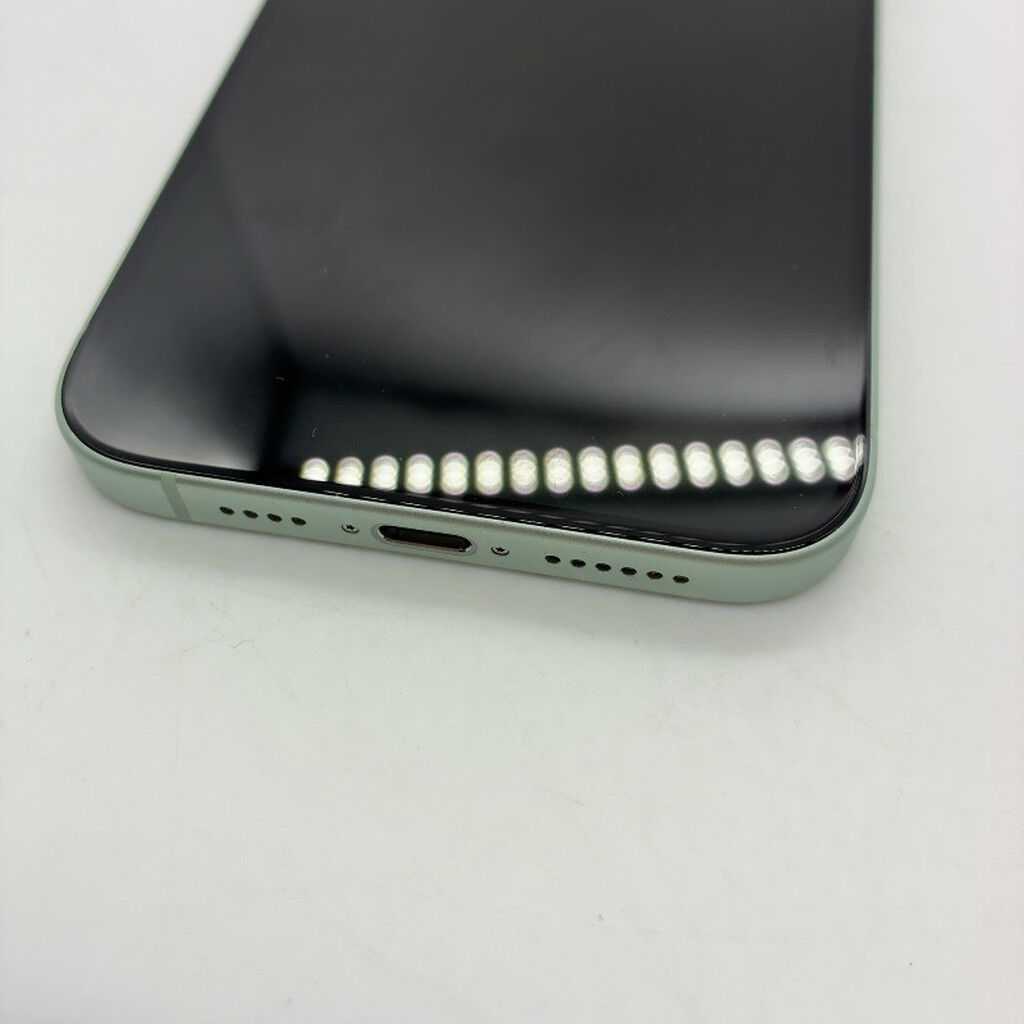 中古 【docomo版SIMフリー】Apple iPhone15 Plus 512GB グリーン