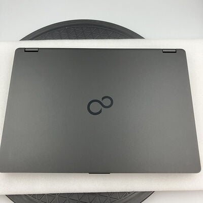 【新潟店】中古  FUJITSU LIFEBOOK U7410 (INTEL Core i5 10310U 1.7GHz/16GB/SSD256GB/-/オンボード/14/1366x768/Wi-Fi/WEBCAM/W11H64) 180534 