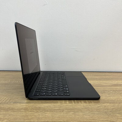 【津ラッツ店】中古  Apple MacBook Air 13インチ 2022 (M2 8CPU 8GPU/16GB/256GB) ミッドナイト G1603J/A 4990001613 