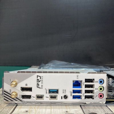 【広島店】中古  ASRock Z890 Pro RS WiFi (Z890 1851 ATX DDR5) 172169 