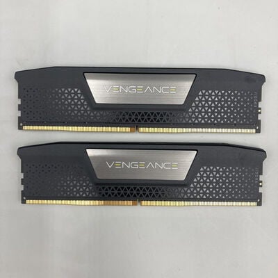 【熊本浜線店】中古  32GB 2枚組(合計64GB) PC5-41600/DDR5-5200 デスクトップ用 190870 
