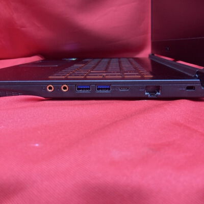 【千葉店】中古  MSI　GF63　Thin 11UD 3250006304 