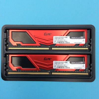 【秋葉原本店】中古  16GB 2枚組(合計32GB) PC4-25600/DDR4-3200 デスクトップ用 190913 