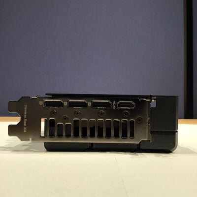 【松山環状枝松店】中古  ASUS Dual Radeon RX 7700 XT OC Edition 12GB GDDR6 4560001252 