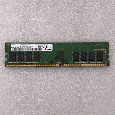 【甲府飯田店】中古  PC4-19200 8GB デスクトップ用(DDR4-2400) 126163 