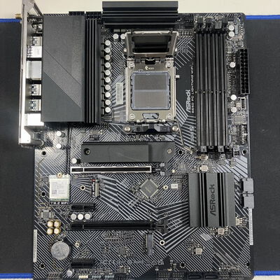 【大宮店】中古  ASRock B650 PG Lightning WiFi (B650 AM5 ATX DDR5) 168304 