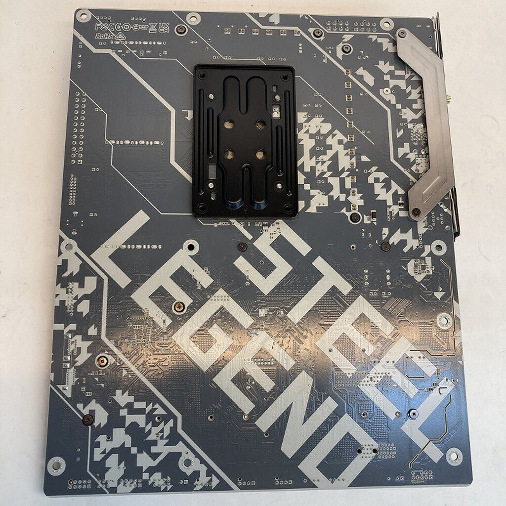 中古 ASRock B650 Steel Legend WiFi (B650 AM5 ATX) 3180006479