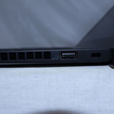 【通販センター】中古  【ジャンク品/保証無/返品質問不可】Lenovo ThinkPad X390 (Core i7-10510U/8GB/オンボード) 202855 