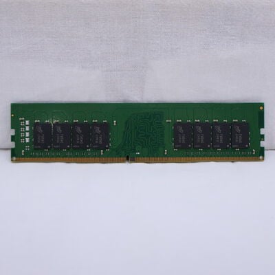 【通販センター】中古  PC4-19200 16GB デスクトップ用(DDR4-2400) 135639 