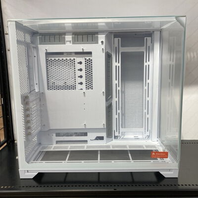 【堺七道店】中古  Lian Li O11 VISION WHITE (E-ATX ｶﾞﾗｽ) 4660001419 