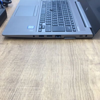 【佐賀南部バイパス店】中古  HP ZBook 14u G6 (INTEL Core i7 8565U 1.8GHz/16GB/SSD1TB/-/オンボード/14/1920x1080/Wi-Fi/WEBCAM/W11H64) 182267 