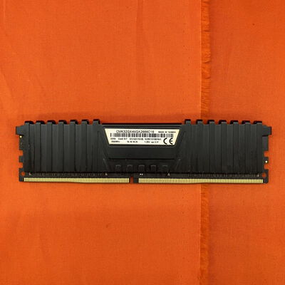 【なんば店】中古  CMK32GX4M2A2666C16 [DDR4 PC4-21300 16GBx1] 3280021150 