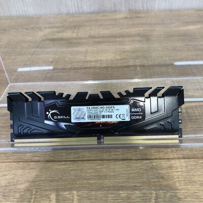 【姫路店】中古  PC4-25600 16GB デスクトップ用 140728 