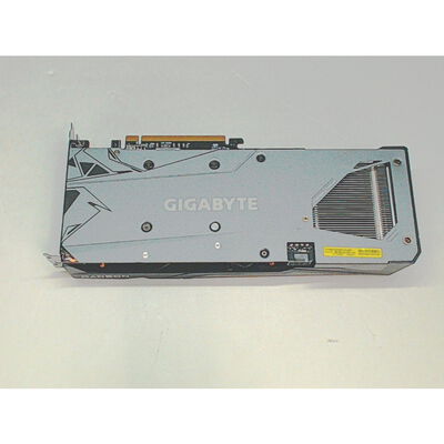 【前橋ｲﾝﾀｰｱｶﾏﾙ店】中古  GIGABYTE　RX6600XT 4540001520 