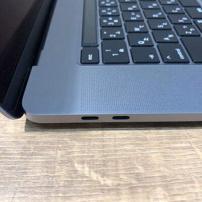 【姫路店】中古  Apple MacBook Pro 16インチ (i7 2.6GHz/512GB/16GB/5300M 4GB) スペースグレイ MVVJ2J/A (Late 2019) 4680003382 