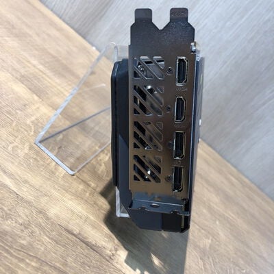【姫路店】中古  GIGABYTE GV-R9070XTGAMING OC-16GD (RX9070XT 16G) 176942 