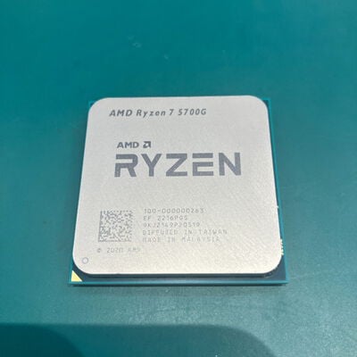 【鹿児島店】中古  AMD Ryzen 7 5700G (AM4/3.8GHz/20M/C8/T16/65W) 146739 