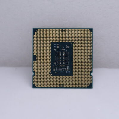 【通販センター】中古  INTEL Core i3 10105 (1200/3.7G/6M/C4/T8) 145174 