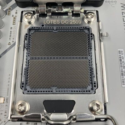 【なんば店】中古  ASUS X870 MAX GAMING WIFI7 W (X870 AM5 ATX DDR5) 3280022023 