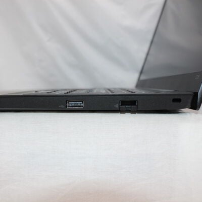 【通販センター】中古  Lenovo ThinkPad E15 Gen 1(Intel Core i5 10210U 1.60GHz/16GB DDR4/SSD512GB/-/オンボード/15.6/1920x1080/GbE/Wi-Fi/WEBCAM/W11H/VBT) 195605 