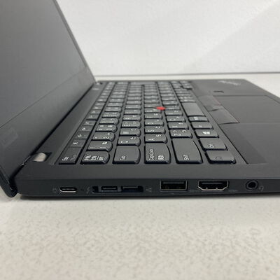 【福山ココローズ店】中古  Lenovo　Thinkpad　(i5-8250U/8GB/SSD250GB/W11P) 5090000630 