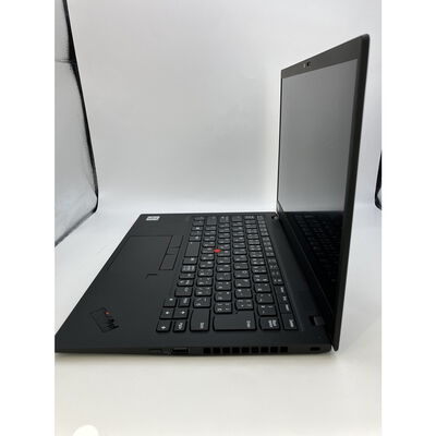 【佐賀南部バイパス店】中古  Lenovo ThinkPad X1 Carbon Gen 8(i7-10610U/16GB/SSD256GB/オンボード/14/1920x1080/W11P) 5250001344 