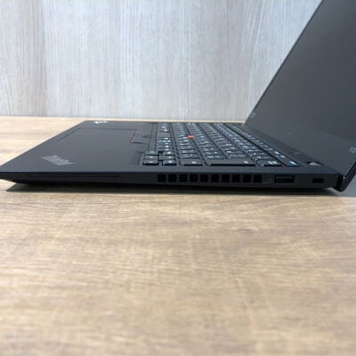【姫路店】中古  LENOVO ThinkPad X13 (AMD Ryzen 5 Pro 4650U 2.10GHz/32GB/SSD256GB/-/オンボード/13.3/1920x1080/Wi-Fi/WEBCAM/W11P/Microsoft Office Home and Business 2024) 184183 