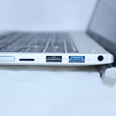 【通販センター】中古  【ジャンク品/保証無/返品質問不可】THIRDWAVE THIRDWAVE VF-AD5 (Celeron N5100/4GB/オンボード) 202894 