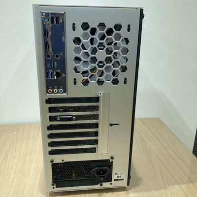 【福井日之出店】中古  自作PC((i3-10100F/DDR4-8GB*2/SSD1TB/GTX 1070Ti/Win10Home) 5200000160 