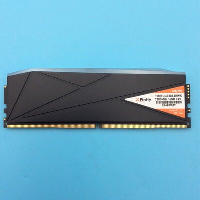 【秋葉原本店】中古  PC5-57600 16GB デスクトップ用(DDR5-7200) 190505 