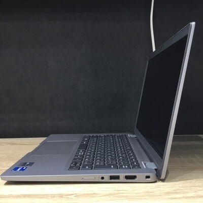 【松山環状枝松店】中古  DELL Latitude 5320 (Intel Core i7 1185G7 3.0GHz/16GB/SSD256GB/-/-/13.3/1920x1080/Wi-Fi/WEBCAM/W11H MAR) 183756 